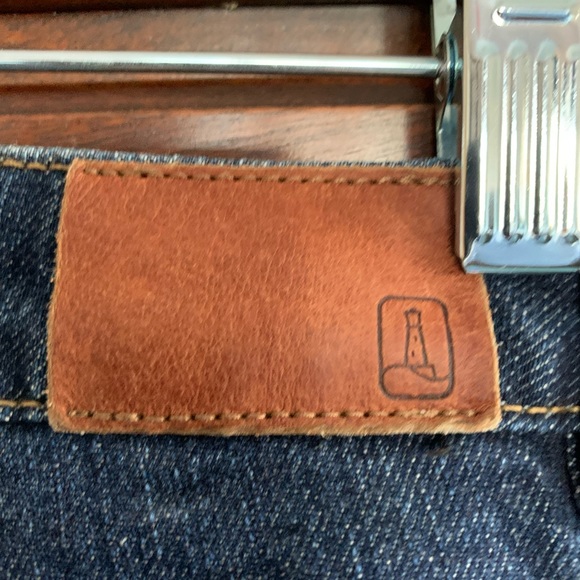 LANDS’ END ORIGINAL FIT DARK WASH JEANS - Picture 5 of 7